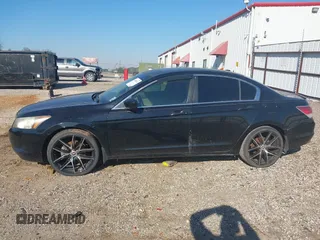 2010 Honda Accord EX-L z VIN 1HGCP2F81AA079337, wystawiony jako IAAI lot #41645216 z przebiegiem 212 611 mil mil oraz . Historia ofert i sprzedaży dostępna na DreamBid. Obrazek 15.