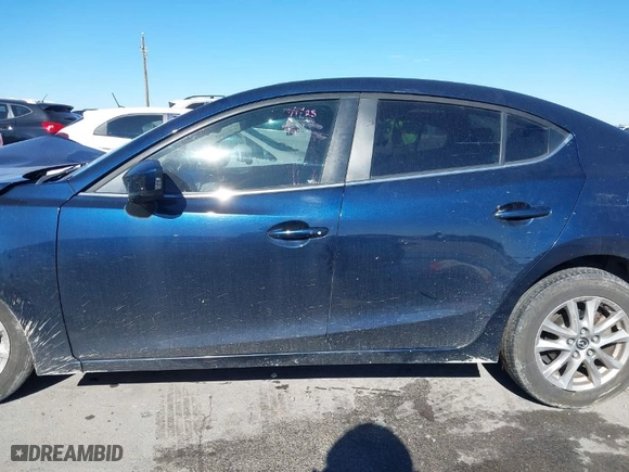 2015 Mazda Mazda3 i Touring with VIN 3MZBM1V78FM155441, listed as a IAAI auction lot 41266397 with 186,704 mi miles. Bid and sale history available at carsss.com. Image 13.