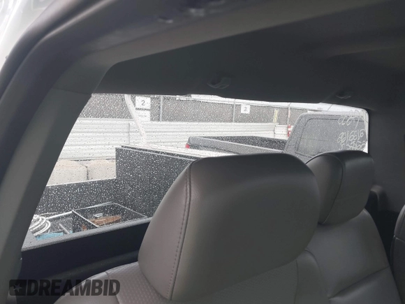2019 Ford Super Duty F-250 SRW XL with VIN 1FDBF2A60KEC36428, listed as a IAAI auction lot 41735313 with 1 mi miles. Bid and sale history available at carsss.com. Image 8.