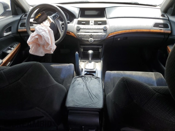 2011 Honda Accord EX with VIN 1HGCP2F70BA006999, listed as a Copart auction lot 60679345 with 264,275 mi miles and Salvage title. Bid and sale history available at DreamBid. Image 8.