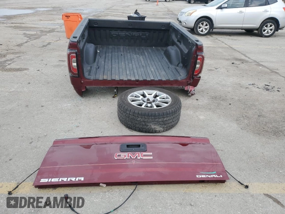 2017 GMC Sierra 1500 Denali with VIN 3GTU2PEC4HG257435, listed as a Copart auction lot 85442834 with 84,910 mi miles and Salvage Title. Bid and sale history available at DreamBid. Image 12.