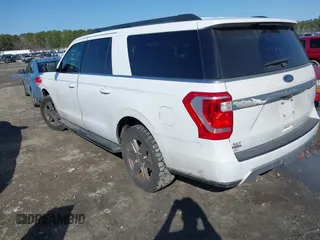 2019 Ford Expedition Max XLT with VIN 1FMJK1HT0KEA51017, listed as a IAAI auction lot 41587193 with 141,559 mi miles and . Bid and sale history available at DreamBid. Image 3.