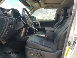 2014 Toyota 4Runner SR5 z VIN JTEZU5JR7E5082417, wystawiony jako Copart lot #56503895 z przebiegiem 256 355 mil mil oraz Szkoda całkowita • Salvage title. Historia ofert i sprzedaży dostępna na DreamBid. Obrazek 7.