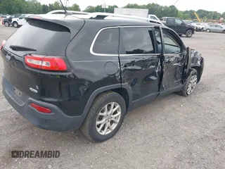 2017 Jeep Cherokee Latitude с VIN 1C4PJMCB0HW637950, выставлен на аукционе IAAI как лот 42605089 с пробегом 133 837 миль миль и . История ставок и продаж доступна на DreamBid. Изображение 4.