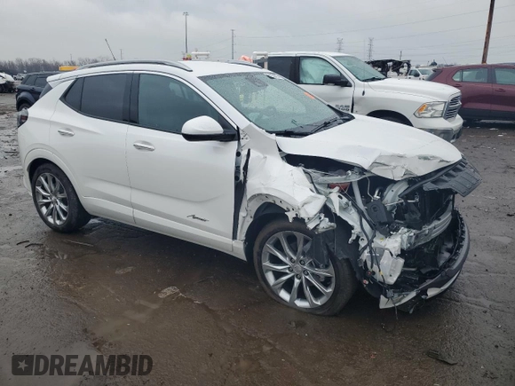 2024 Buick Encore GX Avenir z VIN KL4AMFSL4RB023912, wystawiony jako Copart lot #51159555 z przebiegiem Nie podano mil oraz Szkoda całkowita • Salvage title. Historia ofert i sprzedaży dostępna na DreamBid. Obrazek 4.