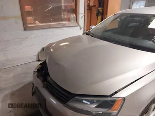 2014 Volkswagen Jetta TDI w/Premium с VIN 3VW3L7AJ6EM237033, выставлен на аукционе IAAI как лот 41482020 с пробегом 134 990 миль миль и . История ставок и продаж доступна на DreamBid. Изображение 6.