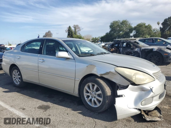 2004 Lexus ES 350 with VIN JTHBA30G445005018, listed as a Copart auction lot 51532975 with 225,393 mi miles and Salvage Title. Bid and sale history available at DreamBid. Image 4.