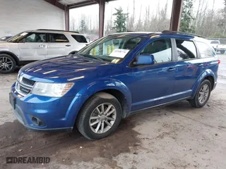 2015 Dodge Journey SXT with VIN 3C4PDCBB4FT683514, listed as a IAAI auction lot 41598776 with 99,777 mi miles. Bid and sale history available at carsss.com. Image 17.