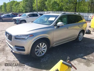 2016 Volvo XC90 T6 Momentum с VIN YV4A22PK2G1024836, выставлен на аукционе IAAI как лот 42038599 с пробегом 85 511 миль миль и . История ставок и продаж доступна на DreamBid. Изображение 2.