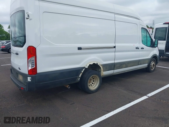 2022 Ford Transit Cargo с VIN 1FTBF4U85NKA85007, выставлен на аукционе IAAI как лот 42491754 с пробегом 25 038 миль миль и . История ставок и продаж доступна на DreamBid. Изображение 4.
