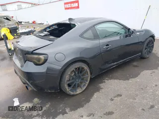 2015 Scion FR-S z VIN JF1ZNAA16F9710455, wystawiony jako IAAI lot #41838228 z przebiegiem 103 097 mil mil oraz . Historia ofert i sprzedaży dostępna na DreamBid. Obrazek 4.