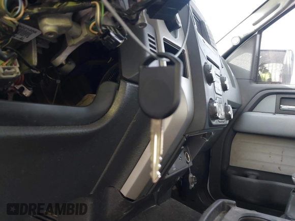 2014 Ford F-150 XL with VIN 1FTFW1EF1EFC93570, listed as a IAAI auction lot 41652787 with 265,015 mi miles. Bid and sale history available at carsss.com. Image 11.