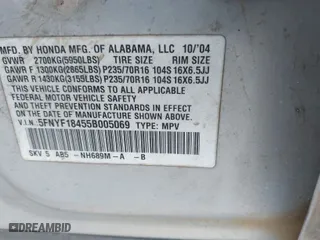 2005 Honda Pilot EX with VIN 5FNYF18455B005069, listed as a IAAI auction lot 41261699 with 321,070 mi miles. Bid and sale history available at carsss.com. Image 9.