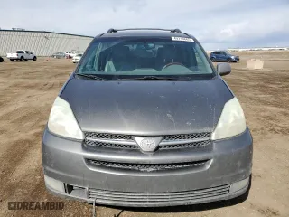 2004 Toyota Sienna XLE with VIN 5TDBA22C04S002178, listed as a Copart auction lot 49716665 with 351,252 mi miles and Salvage Title. Bid and sale history available at carsss.com. Image 5.