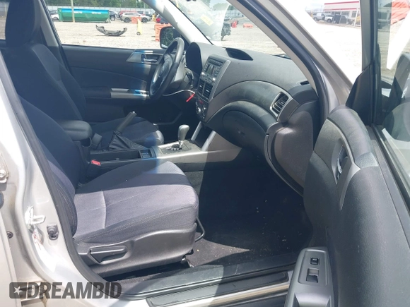 2010 Subaru Forester X Premium с VIN JF2SH6CC3AH751091, выставлен на аукционе IAAI как лот 42537003 с пробегом 155 534 миль миль и . История ставок и продаж доступна на DreamBid. Изображение 5.