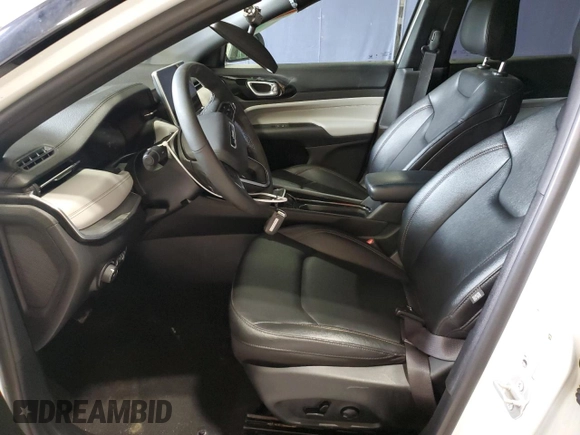 2024 Jeep Compass Limited z VIN 3C4NJDCN2RT609995, wystawiony jako Copart lot #63028605 z przebiegiem 29 744 mil mil oraz Czysty tytuł • Clean title. Historia ofert i sprzedaży dostępna na DreamBid. Obrazek 7.
