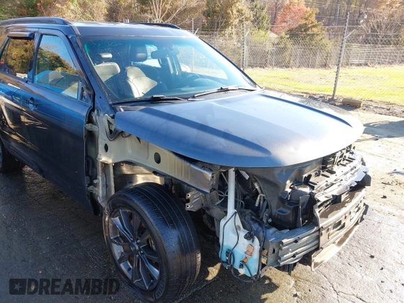 2018 Ford Explorer XLT z VIN 1FM5K7D87JGA54005, wystawiony jako IAAI lot #41879565 z przebiegiem 152 226 mil mil oraz . Historia ofert i sprzedaży dostępna na DreamBid. Obrazek 6.