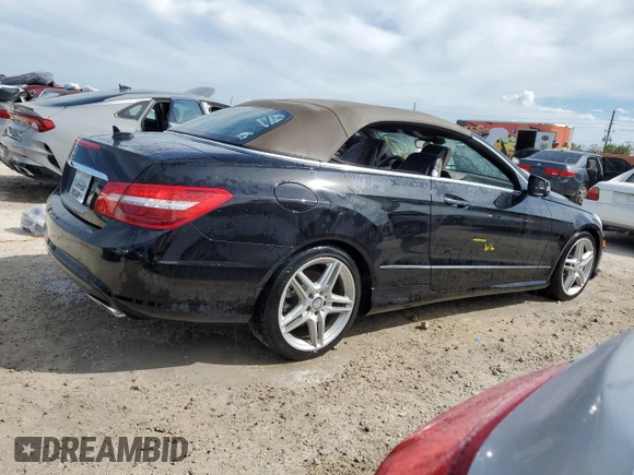 2011 Mercedes-Benz E-Class E 550 with VIN WDDKK7CF4BF087712, listed as a Copart auction lot 73885984 with 0 mi miles and Non Repairable. Bid and sale history available at carsss.com. Image 3.