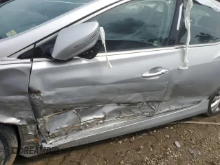 2013 Hyundai Azera with VIN KMHFG4JG4DA251852, listed as a Copart auction lot 52888545 with 114,851 mi miles and Salvage Title. Bid and sale history available at DreamBid. Image 7.