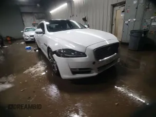 2017 Jaguar XJ with VIN SAJWJ2GD7H8W04672, listed as a Copart auction lot 81507804 with 45,781 mi miles and Salvage Title. Bid and sale history available at carsss.com. Image 13.