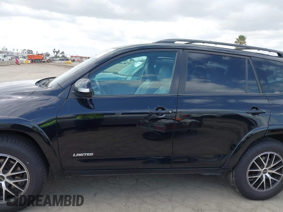 2011 Toyota RAV4 Ltd with VIN 2T3DK4DVXBW059080, listed as a IAAI auction lot 41916214 with 162,840 mi miles. Bid and sale history available at carsss.com. Image 14.