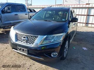 2014 Nissan Pathfinder SV with VIN 5N1AR2MN9EC703495, listed as a IAAI auction lot 41676908 with 233,047 mi miles. Bid and sale history available at carsss.com. Image 6.