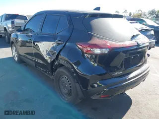 2023 Nissan Kicks S with VIN 3N1CP5BV5PL536098, listed as a IAAI auction lot 41375309 with 29,462 mi miles. Bid and sale history available at carsss.com. Image 3.
