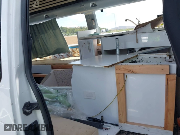 2006 Ford Econoline Cargo с VIN 1FTNE24W66DA55989, выставлен на аукционе IAAI как лот 42358587 с пробегом Не указан миль и . История ставок и продаж доступна на DreamBid. Изображение 8.