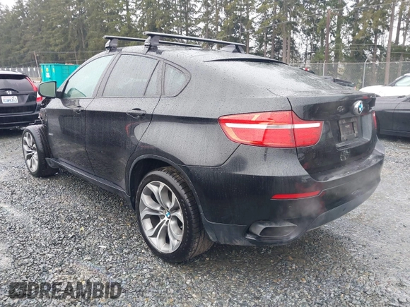 2014 BMW X6 50i z VIN 5UXFG8C57EL593257, wystawiony jako IAAI lot #41655486 z przebiegiem 128 292 mil mil oraz . Historia ofert i sprzedaży dostępna na DreamBid. Obrazek 3.