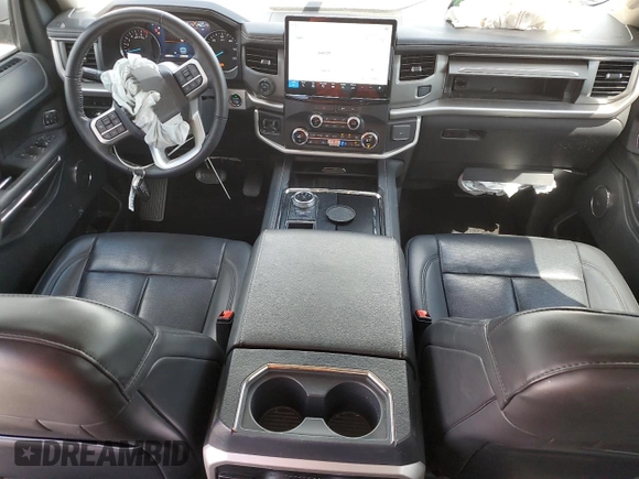 2022 Ford Expedition XLT с VIN 1FMJU1HT2NEA02481, выставлен на аукционе Copart как лот 53786905 с пробегом 46 987 миль миль и Списание • Salvage title. История ставок и продаж доступна на DreamBid. Изображение 8.