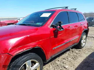 2011 Jeep Grand Cherokee Overland with VIN 1J4RR6GT7BC551649, listed as a IAAI auction lot 41897267 with 82,034 mi miles. Bid and sale history available at carsss.com. Image 6.