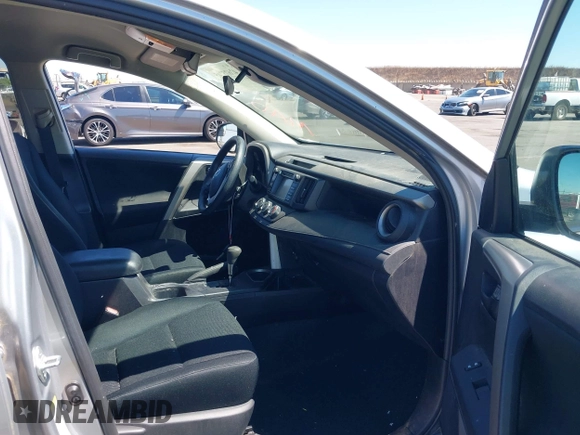 2017 Toyota RAV4 LE с VIN 2T3BFREV2HW551960, выставлен на аукционе IAAI как лот 42675745 с пробегом 75 198 миль миль и . История ставок и продаж доступна на DreamBid. Изображение 5.