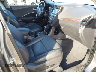 2017 Hyundai Santa Fe Sport 2.0T with VIN 5XYZU4LA7HG406516, listed as a IAAI auction lot 41847977 with 105,299 mi miles. Bid and sale history available at carsss.com. Image 5.