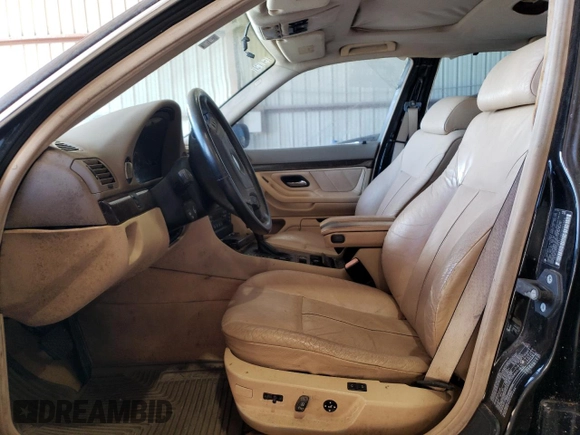 1998 BMW 7 Series 740il with VIN WBAGJ8326WDM21484, listed as a Copart auction lot 48425614 with 0 mi miles and Non Repairable. Bid and sale history available at carsss.com. Image 7.