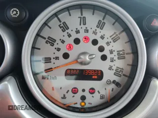 2006 MINI Hardtop с VIN WMWRC33516TK70432, выставлен на аукционе Copart как лот 62157605 с пробегом 139 823 миль миль и Списание • Salvage title. История ставок и продаж доступна на DreamBid. Изображение 9.