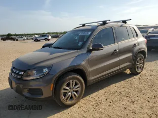 2016 Volkswagen Tiguan R-Line with VIN WVGAV7AX2GW565766, listed as a Copart auction lot 53585535 with 118,663 mi miles and Salvage title. Bid and sale history available at DreamBid. Image 1.