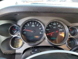 2008 Chevrolet Silverado 1500 1LT with VIN 2GCEK19J781299424, listed as a Copart auction lot 87671015 with 196,528 mi miles and Salvage Title. Bid and sale history available at DreamBid. Image 9.