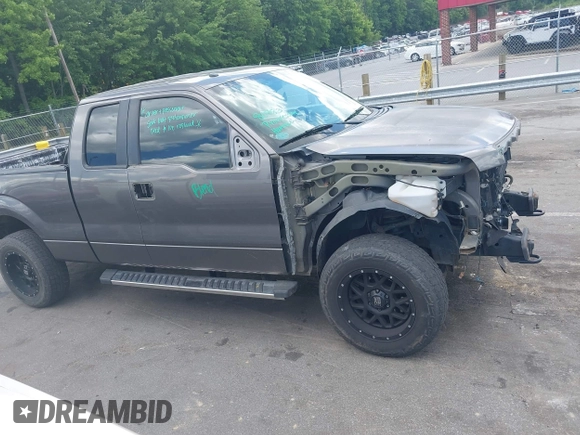 2014 Ford F-150 XL z VIN 1FTFX1EF0EFC60346, wystawiony jako IAAI lot #42198991 z przebiegiem 132 845 mil mil oraz . Historia ofert i sprzedaży dostępna na DreamBid. Obrazek 14.