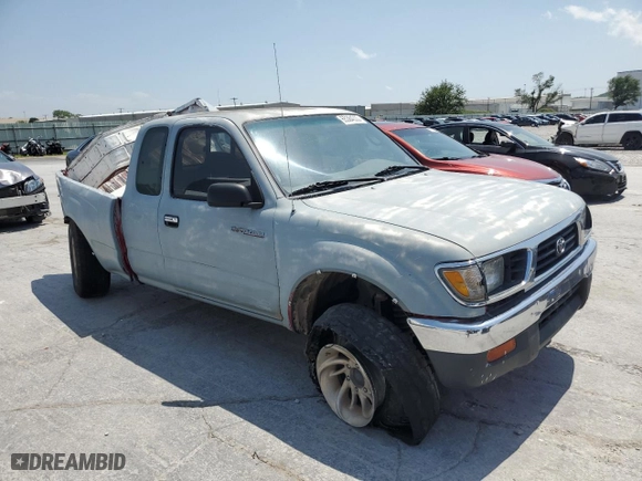 1993 Toyota 4WD Pickups DLX with VIN 4TAVN13D3PZ113874, listed as a Copart auction lot 65384333 with 225463 miles and Salvage Title. Bid and sale history available at carsss.com. Image 4.