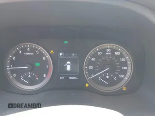 2017 Hyundai Tucson SE with VIN KM8J3CA40HU403622, listed as a IAAI auction lot 41698388 with 98,620 mi miles. Bid and sale history available at carsss.com. Image 7.