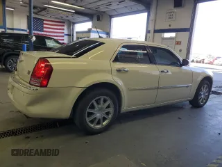 2008 Chrysler 300 C with VIN 2C3LK63H68H132543, listed as a Copart auction lot 78015214 with 133,488 mi miles and Salvage Title. Bid and sale history available at carsss.com. Image 3.