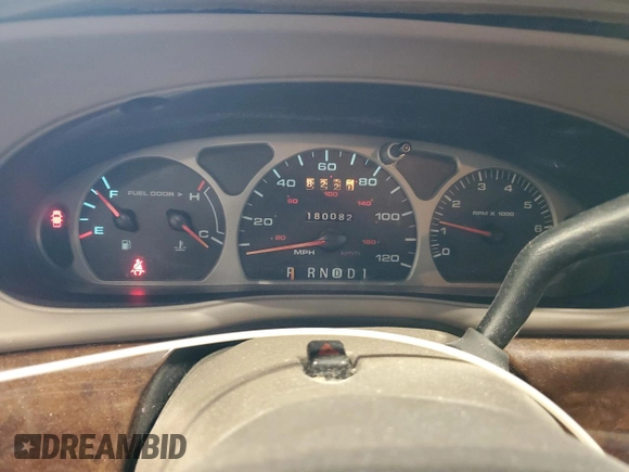 1999 Mercury Sable GS with VIN 1MEFM50U8XG639290, listed as a Copart auction lot 63098155 with 180,082 mi miles and Clean title. Bid and sale history available at DreamBid. Image 9.