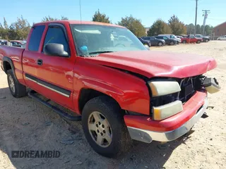 2006 Chevrolet Silverado 1500 LT2 with VIN 1GCEK19B56Z218062, listed as a IAAI auction lot 41699683 with 290,252 mi miles. Bid and sale history available at carsss.com. Image 1.