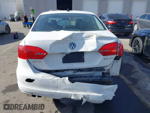 2012 Volkswagen Jetta Sedan SE w/Convenience with VIN 3VWDX7AJ7CM377081, listed as a IAAI auction lot 40756653 with 120,019 mi miles. Bid and sale history available at carsss.com. Image 17.