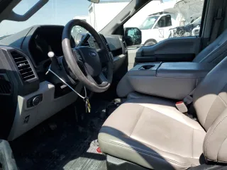 2019 Ford F-150 XL with VIN 1FTMF1CB0KKD11468, listed as a Copart auction lot 53828475 with 138,116 mi miles and Salvage Title. Bid and sale history available at carsss.com. Image 7.