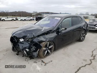 2022 BMW iX xDrive50 z VIN WB523CF0XNCJ77116, wystawiony jako Copart lot #42071493 z przebiegiem 4478 mil mil oraz . Historia ofert i sprzedaży dostępna na DreamBid. Obrazek 1.