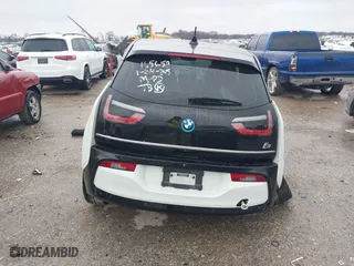 2019 BMW i3 with VIN WBY8P2C59K7D97415, listed as a IAAI auction lot 41509553 with 58,083 mi miles. Bid and sale history available at carsss.com. Image 16.