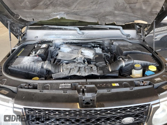 2011 Land Rover Range Rover Sport SC with VIN SALSH2E42BA716753, listed as a Copart auction lot 52284945 with 77,252 mi miles and Salvage title. Bid and sale history available at DreamBid. Image 12.