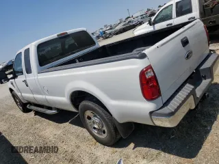 2008 Ford F-350 with VIN 1FTWX30R18EE60711, listed as a Copart auction lot 62953454 with 102,168 mi miles and Clean title. Bid and sale history available at DreamBid. Image 2.