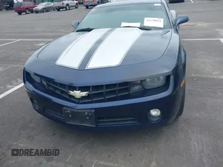 2011 Chevrolet Camaro 1LT with VIN 2G1FB1ED0B9140122, listed as a IAAI auction lot 42538043 with 202,703 mi miles and . Bid and sale history available at DreamBid. Image 12.